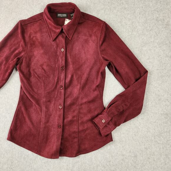 NWT New York & Co Top Size Small Burgandy Suede/Velvet Long Sleeve Button Down - Picture 4 of 10